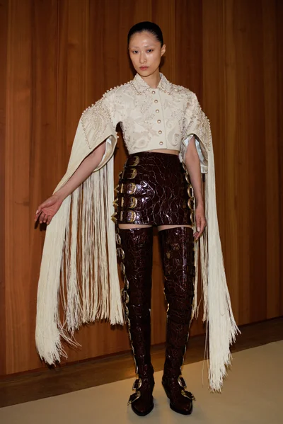 Look 12